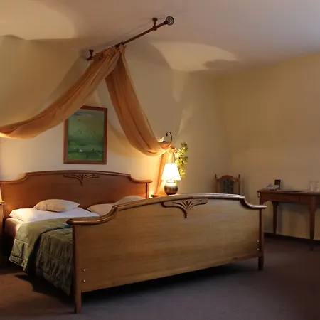 Kastiel Agatka Hotel