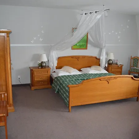 Hotel Kastiel Agatka 4*