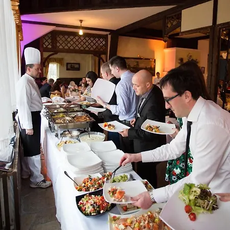 Kastiel Agatka Hotel